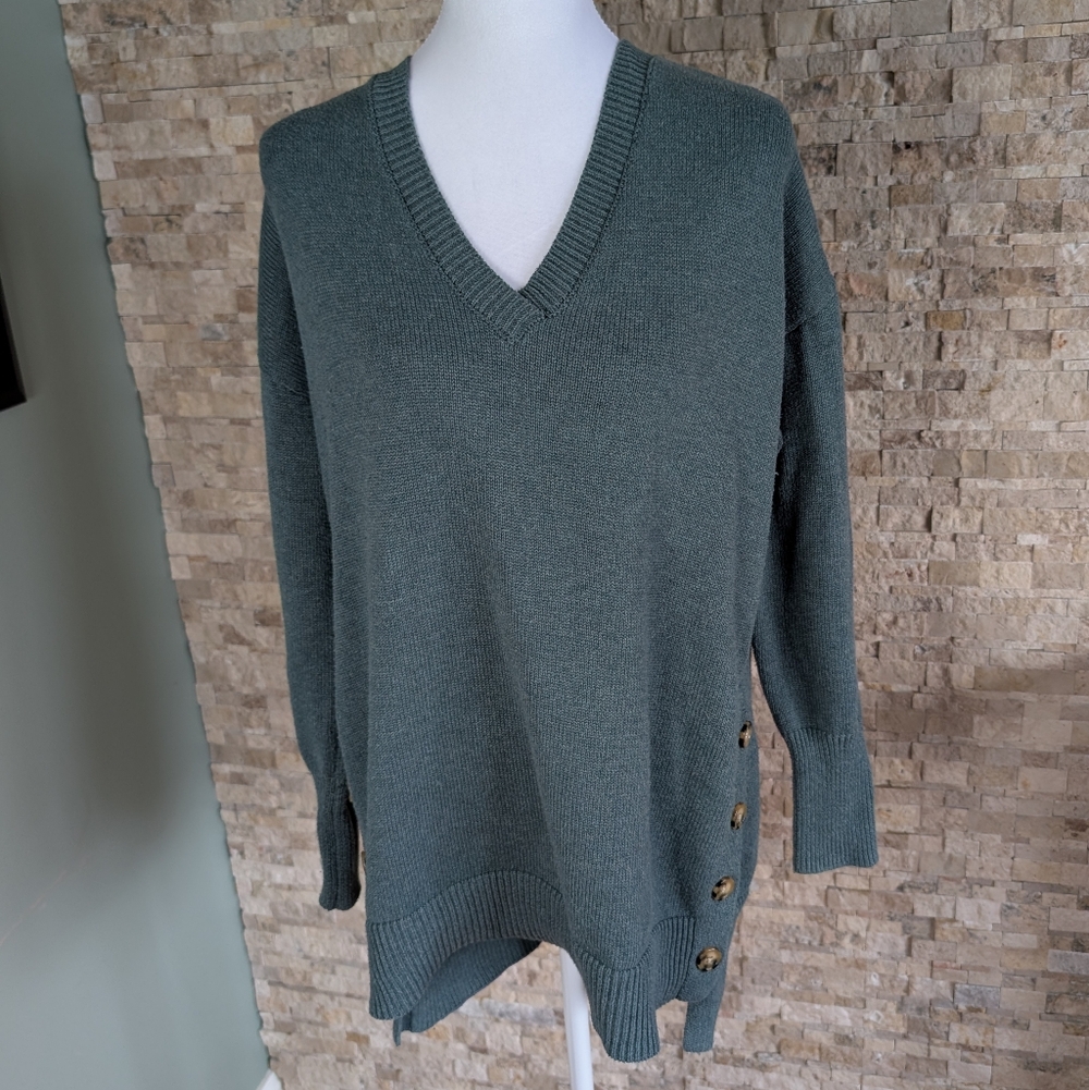 Tahari Coastal Teal V Neck Sweater Tunic Lagenlook Buttons OfficeCore Cozy Sz S